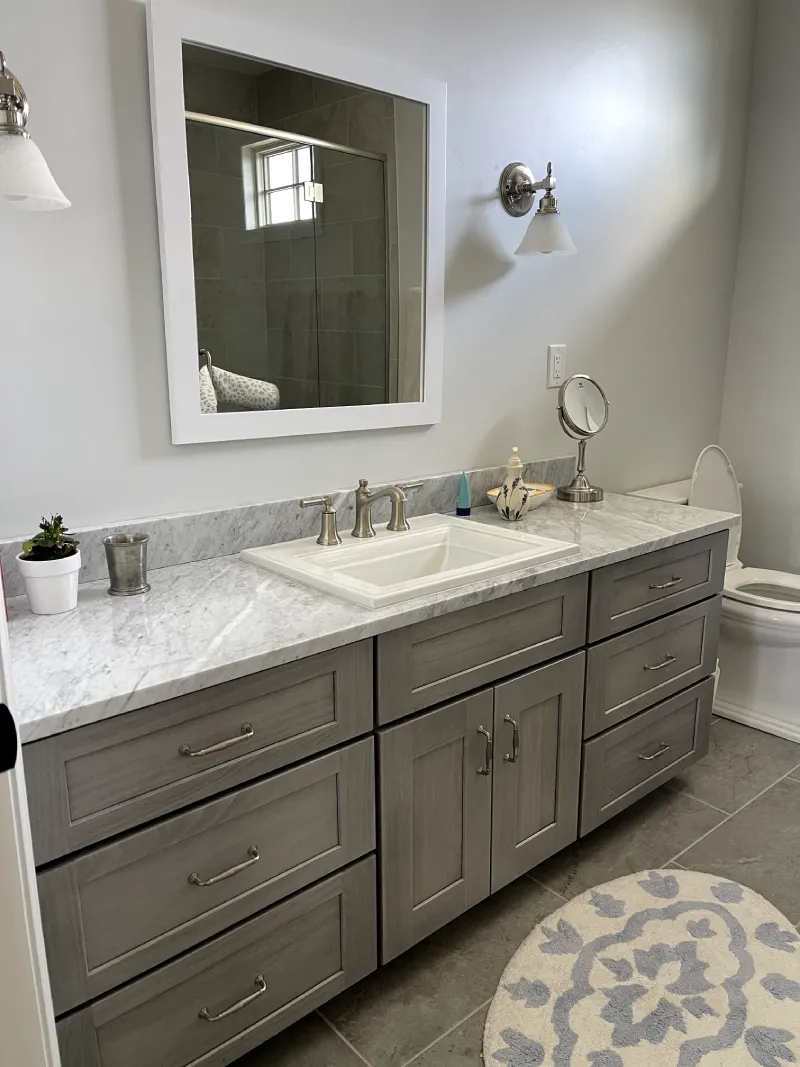 Modern bathroom with marble countertop